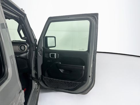 Used 2021 Jeep Wrangler Unlimited Sport AWD/4WD image 31