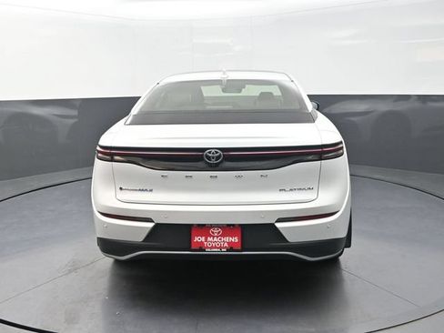 Certified 2025 Toyota Crown Platinum AWD/4WD image 7