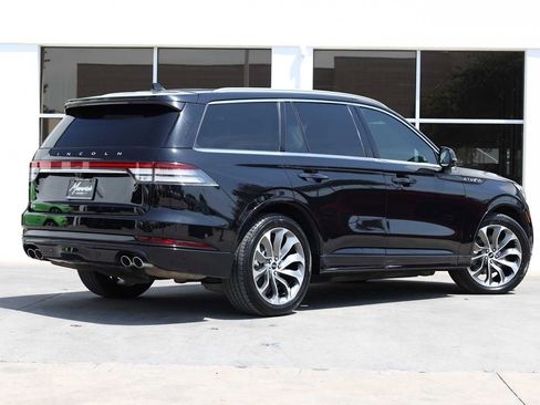 Used 2020 Lincoln Aviator Grand Touring w/ Equipment Group 302A AWD/4WD image 9