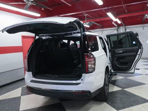 Used 2022 Chevrolet Tahoe Z71 w/ Luxury Package image 29