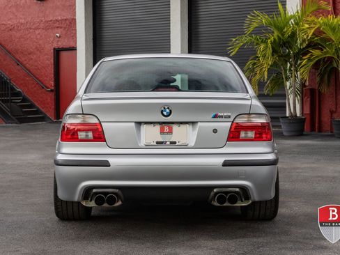 Used 2003 BMW M5 image 7