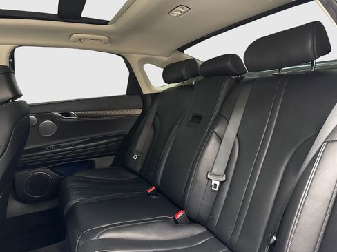Used 2022 Genesis G80 2.5T w/ Prestige Package RWD image 36