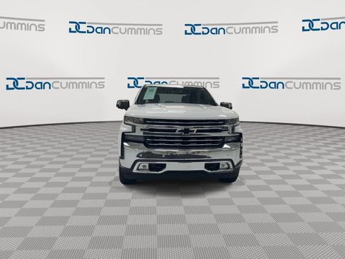 Used 2019 Chevrolet Silverado 1500 LTZ AWD/4WD image 3