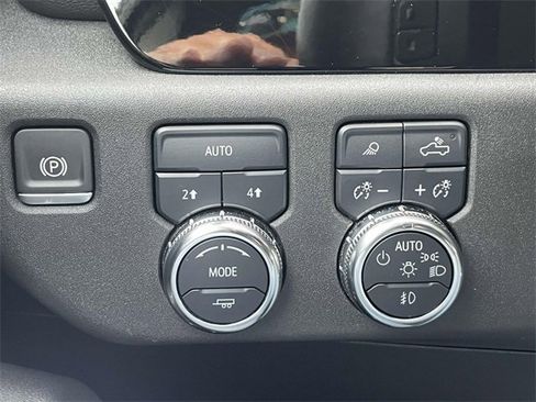 Used 2025 GMC Sierra 1500 Elevation w/ Elevation Premium Package image 26