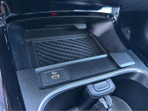 Used 2025 Mercedes-Benz CLA 35 AMG 4MATIC image 27