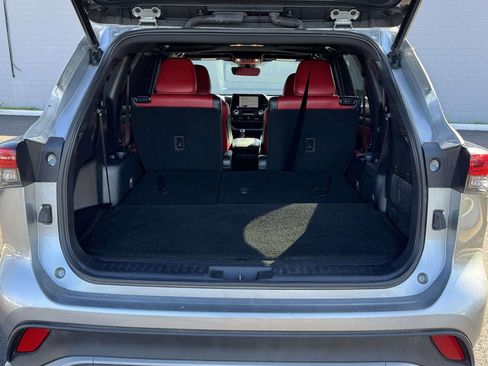 Used 2023 Toyota Highlander XSE image 15
