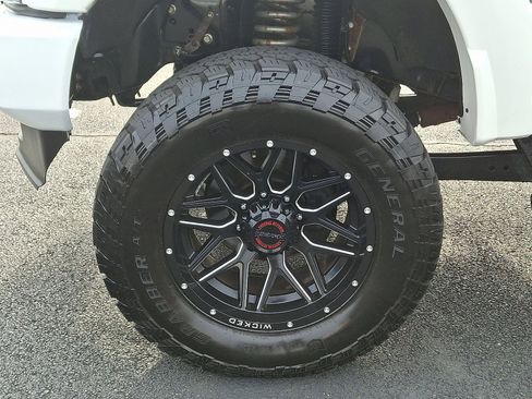 Used 2020 Ford F250 Lariat w/ Lariat Ultimate Package image 28