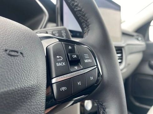 New 2024 Ford Escape Platinum w/ Premium Technology Package image 34