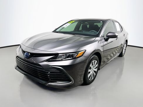 Used 2022 Toyota Camry LE FWD image 10