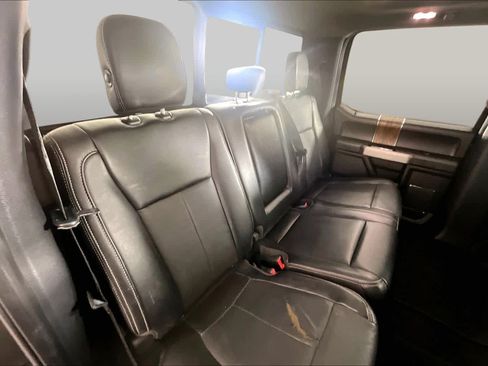 Used 2019 Ford F150 Lariat w/ Equipment Group 501A Mid RWD image 19
