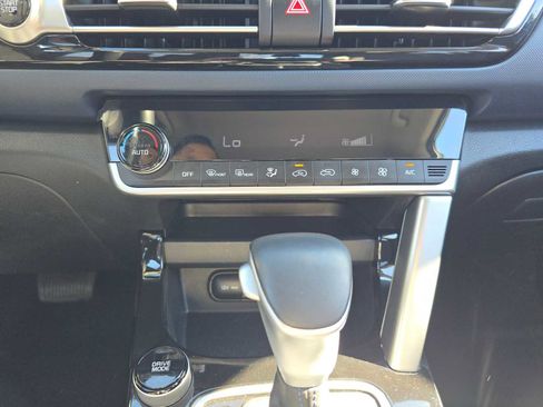 Used 2023 Kia Seltos S w/ Navigation Package image 28