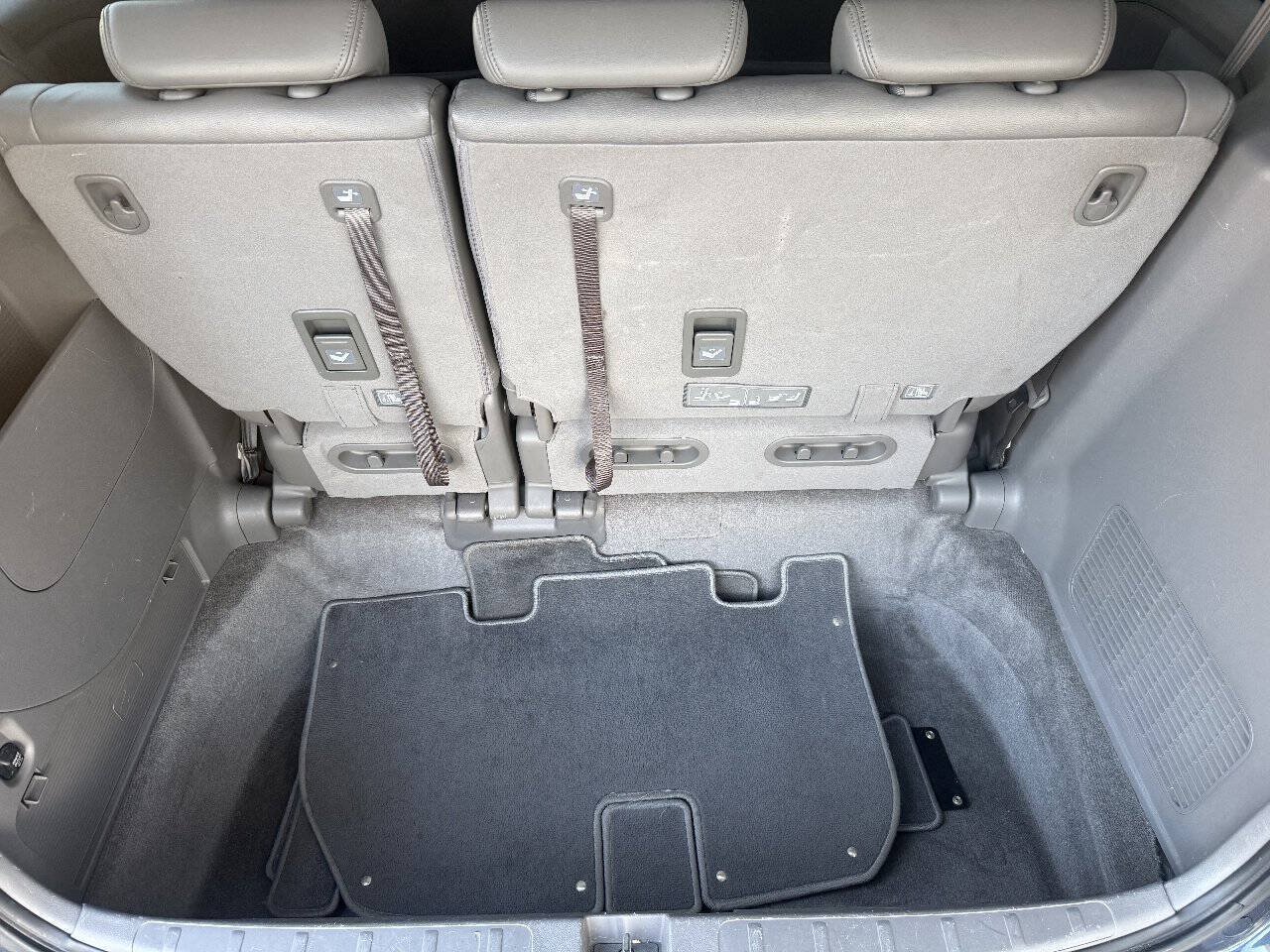 Used 2010 Honda Odyssey EX-L image 16