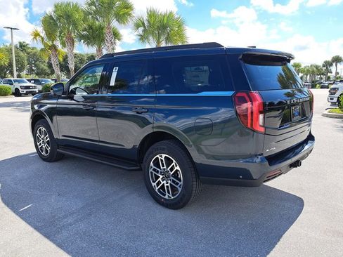 New 2025 Ford Expedition Active image 7