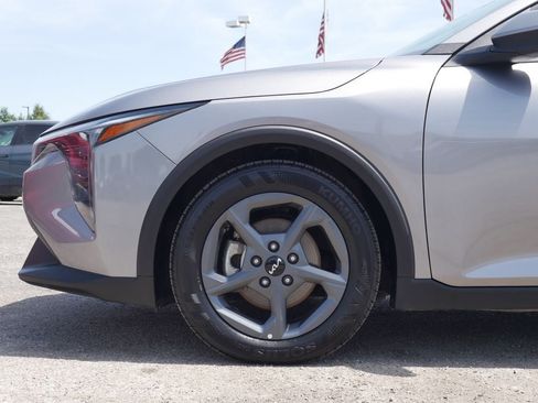 Used 2025 Kia K4 FWD image 14