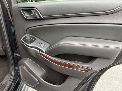 Used 2016 GMC Yukon SLE image 22