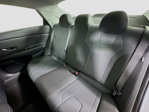 New 2026 Hyundai Elantra SE image 23