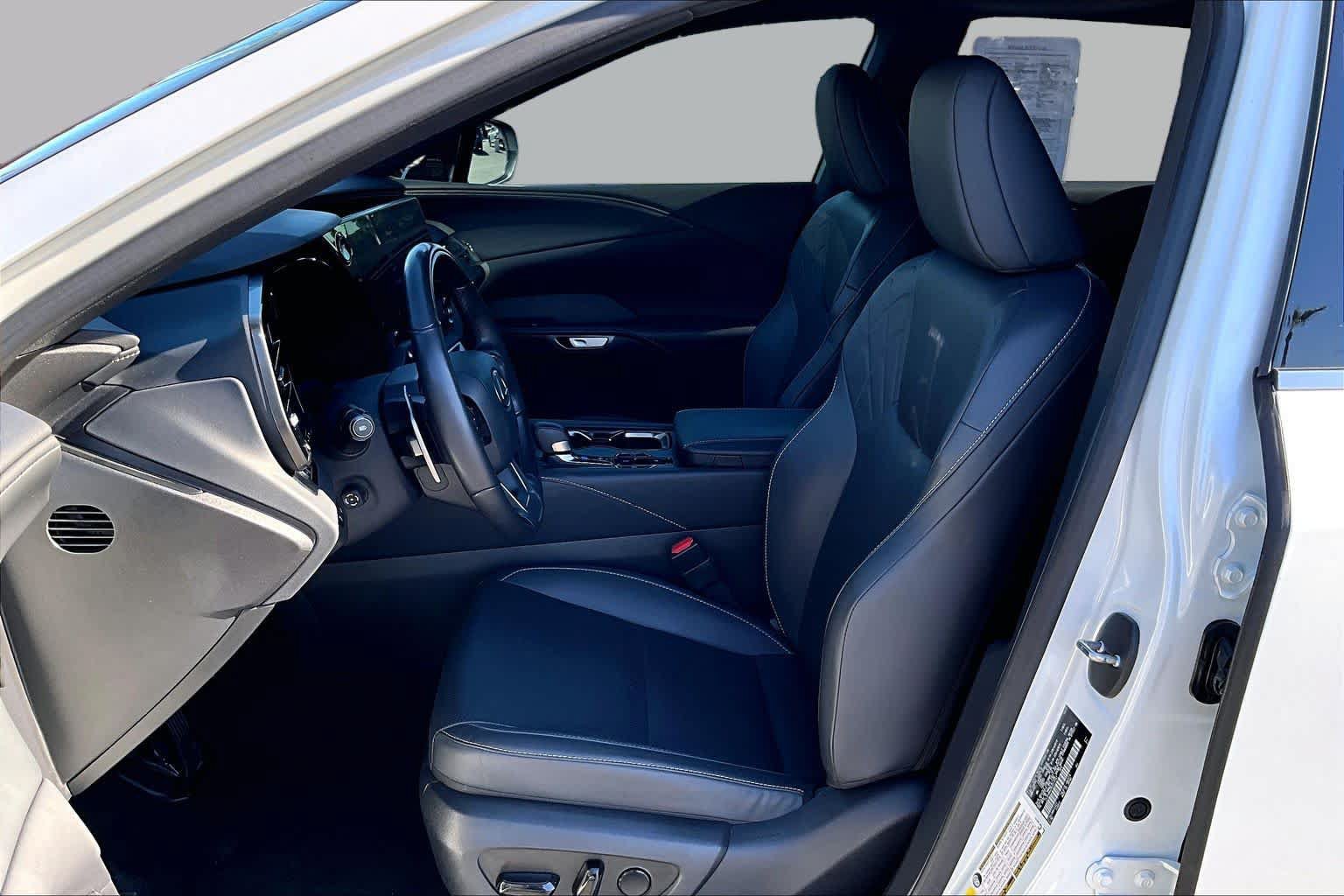 Certified 2024 Lexus RX 350 Premium w/ Accessory Package (Z1) FWD image 7