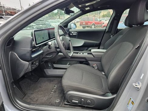 Used 2024 Hyundai Ioniq 6 SE RWD image 21