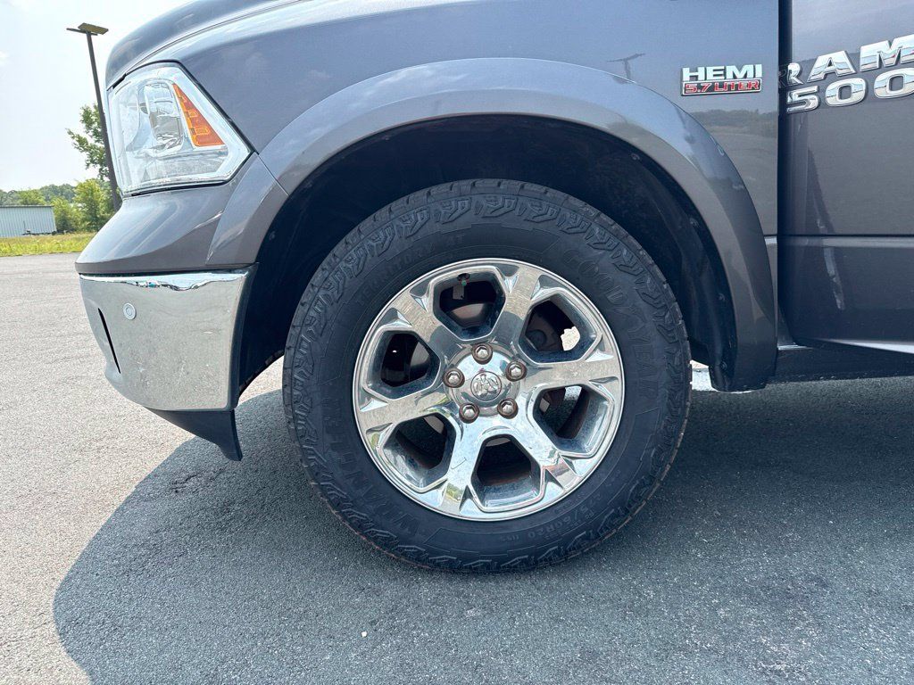 Used 2017 RAM 1500 Laramie w/ Convenience Group AWD/4WD image 41