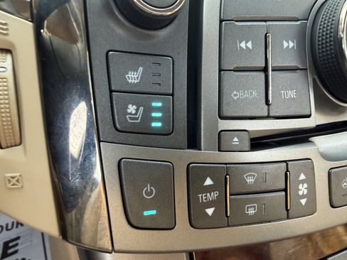 Used 2013 Buick LaCrosse Premium w/ Driver Confidence Package FWD image 32