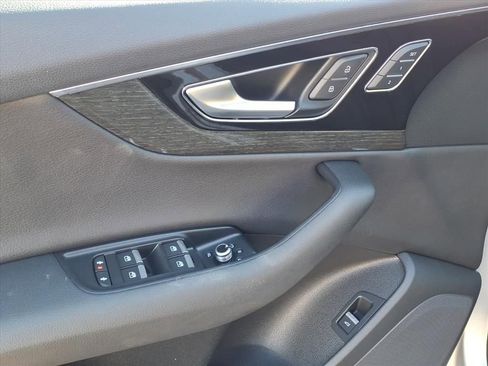 Used 2017 Audi Q7 2.0T Premium Plus image 4