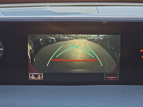 Used 2020 Lexus UX 250h w/ Premium Package image 22