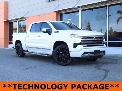 Used 2023 Chevrolet Silverado 1500 High Country w/ Technology Package AWD/4WD image 2