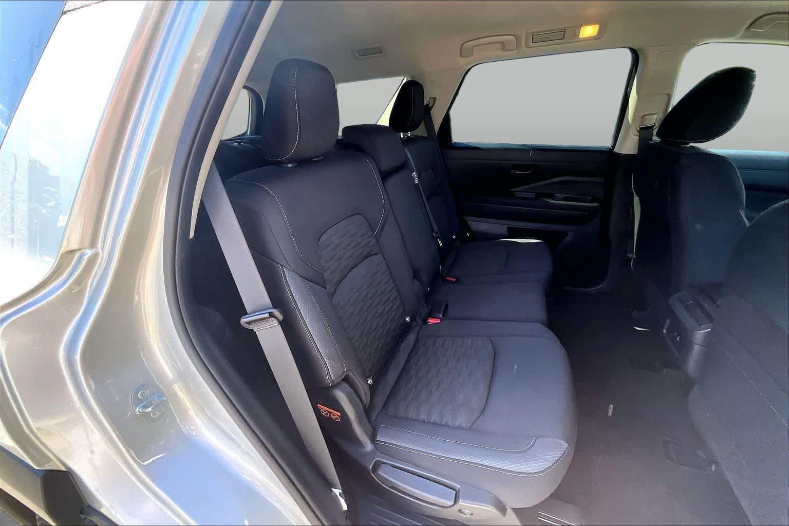 Used 2023 Nissan Pathfinder S AWD/4WD image 20
