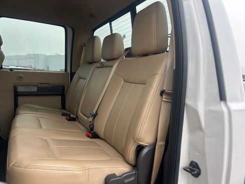 Used 2016 Ford F250 Lariat w/ Lariat Ultimate Package AWD/4WD image 7