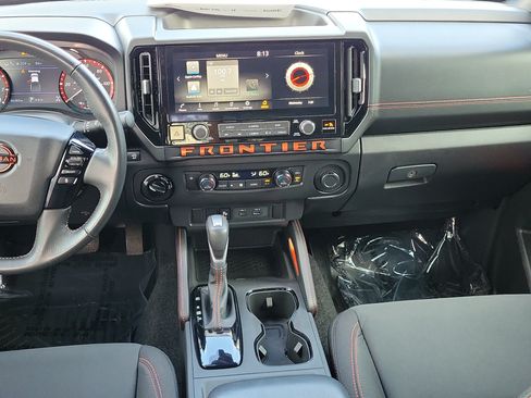 Certified 2025 Nissan Frontier PRO-4X w/ Tow Package AWD/4WD image 14