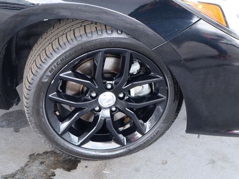 Used 2019 Acura ILX image 3