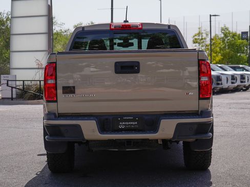 Used 2022 Chevrolet Colorado Z71 AWD/4WD image 10