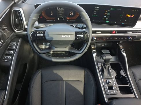 New 2026 Kia Sorento S image 10