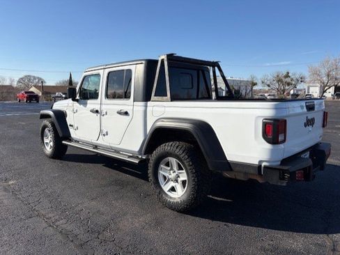 Used 2020 Jeep Gladiator Sport w/ Quick Order Package 24S image 4