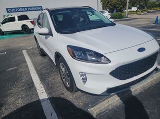 Used 2022 Ford Escape SEL video 1