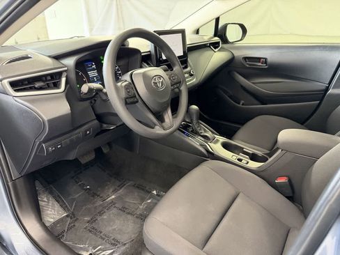 Used 2023 Toyota Corolla LE w/ LE Premium Package AWD/4WD image 8