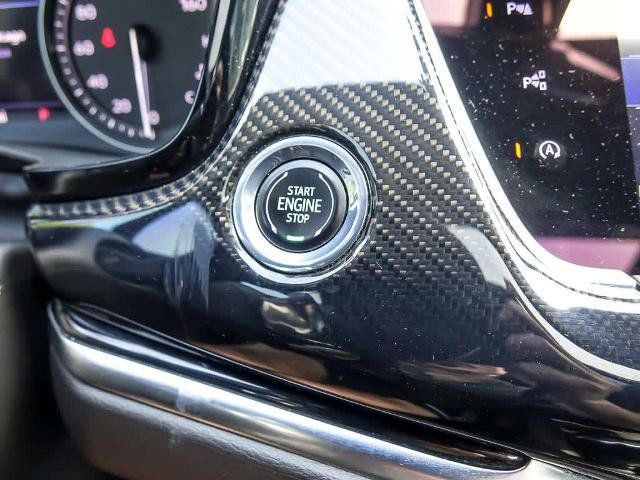 Used 2024 Cadillac XT6 Sport w/ Technology Package AWD/4WD image 16