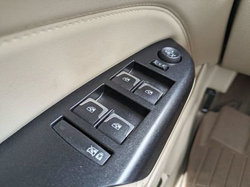 Used 2016 Cadillac SRX Luxury FWD image 22