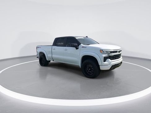 Used 2024 Chevrolet Silverado 1500 RST w/ Z71 Off-Road Package image 2