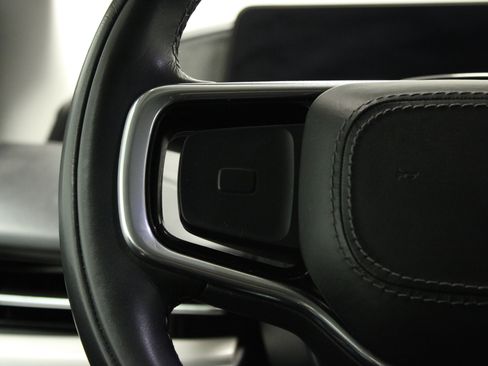 Used 2025 Lincoln Navigator Reserve image 28