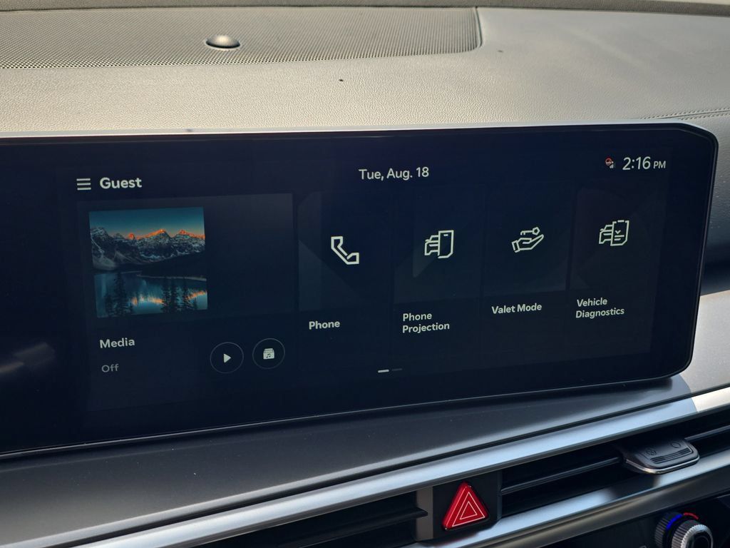 New 2026 Kia Sorento S w/ S Panoramic Sunroof Package FWD image 23