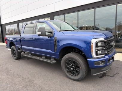 New 2026 Ford F250 Lariat w/ Black Appearance Package