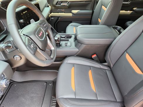 New 2026 GMC Sierra 1500 AT4 w/ AT4 Premium Package image 9