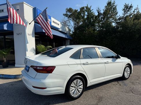 Used 2019 Volkswagen Jetta S image 6