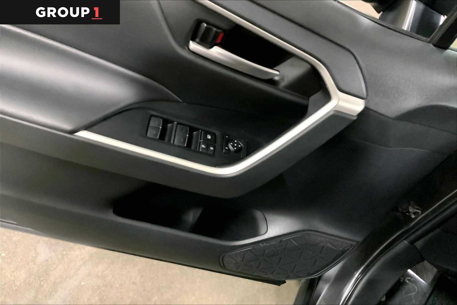 Certified 2024 Toyota RAV4 XLE AWD/4WD image 36