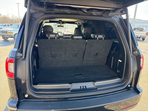 Used 2020 Lincoln Navigator Reserve w/ Equipment Group 208A Reserve image 10