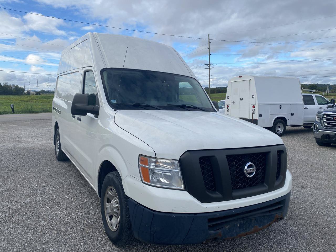 Used 2012 Nissan NV 2500 S w/ Side Curtain Airbag Pkg RWD image 4