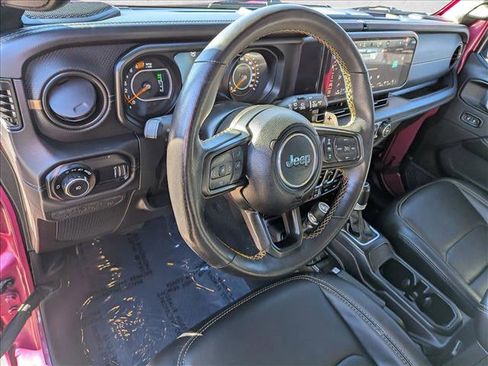 Used 2024 Jeep Wrangler Unlimited Rubicon 392 image 10