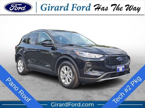Used 2023 Ford Escape Active w/ Tech Pack #2 AWD/4WD image 1