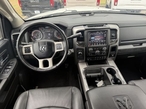 Used 2018 RAM 2500 Laramie w/ Sport Appearance Group AWD/4WD image 14